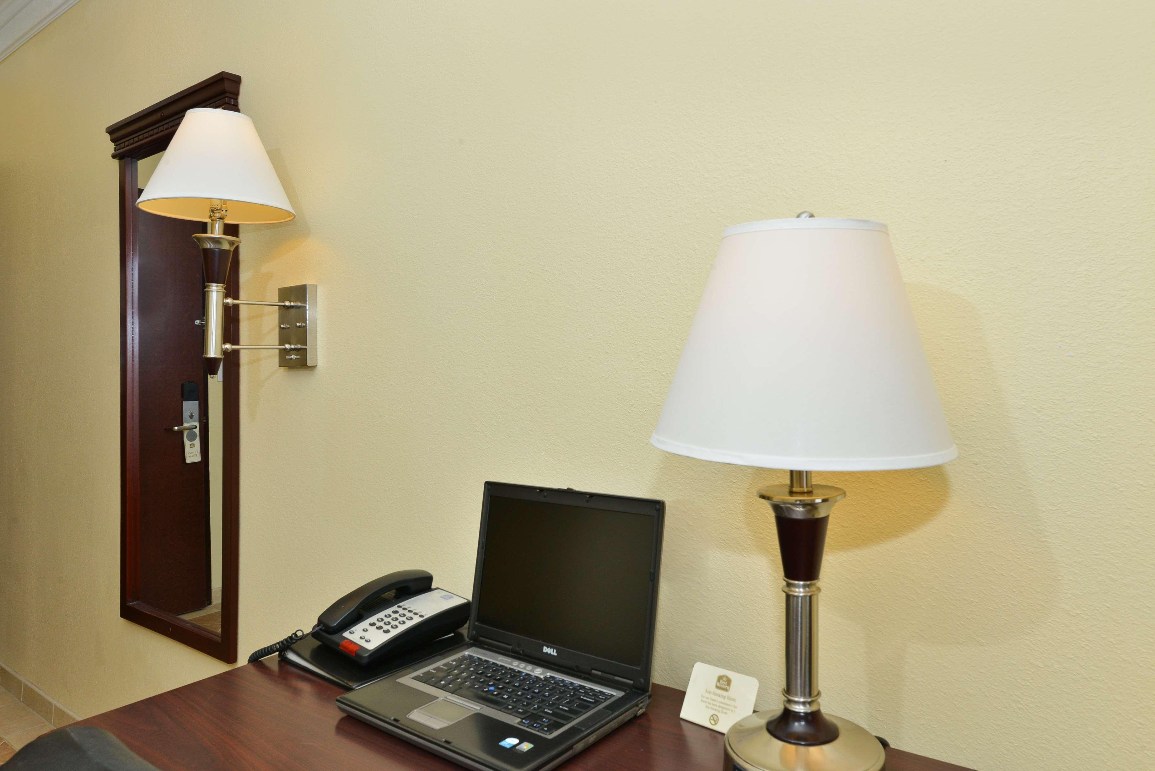 Best Western Lone Star Inn Edna Bagian luar foto